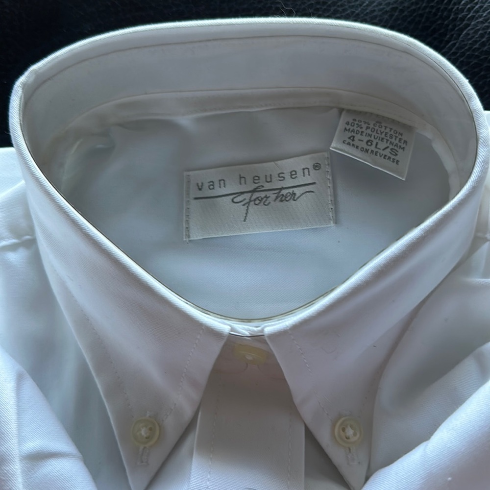 T-shirt longe. White for casual style